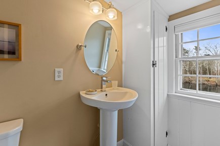 Orleans Cape Cod vacation rental - Bathroom