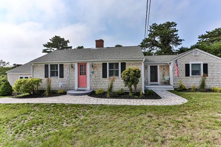 Harwich Cape Cod vacation rental - Front Harwich Holiday House