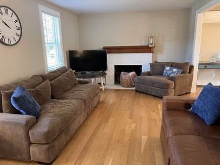 Falmouth Cape Cod vacation rental - Livingroom