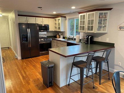 Harwich Cape Cod vacation rental - All new appliances!!
