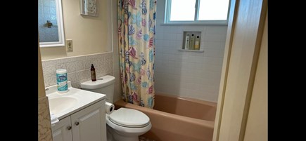 Brewster Cape Cod vacation rental - Bathroom on main floor