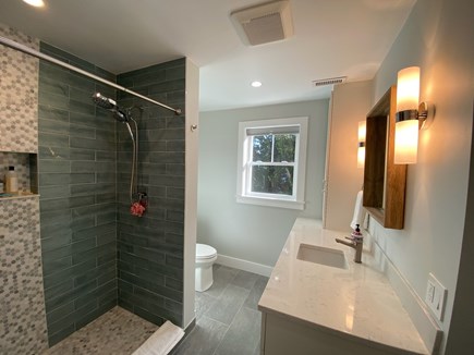 North Falmouth  Cape Cod vacation rental - 2nd floor full bath