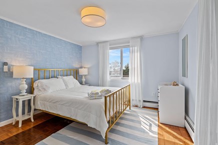 Chatham Cape Cod vacation rental - Bedroom 1: Queen