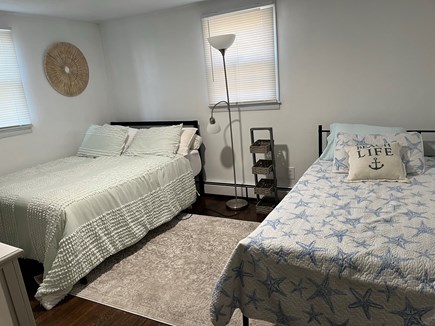 Centerville Cape Cod vacation rental - Full size and twin size bed guest room