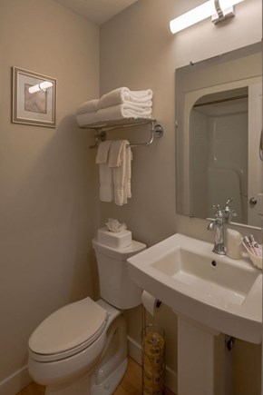 New Seabury, Sea Quarters Cape Cod vacation rental - First Floor Full Bath