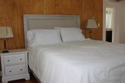 Brewster, BTULL Cape Cod vacation rental - 1st Floor Queen Bedroom