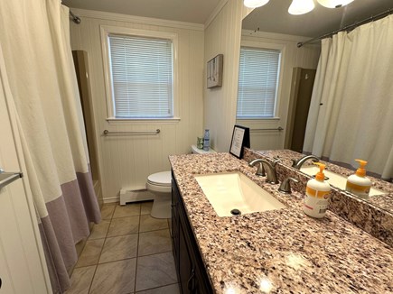 Brewster Cape Cod vacation rental - Main Floor Bathroom