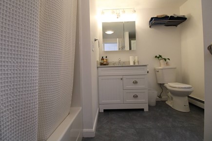 Orleans Cape Cod vacation rental - Bath with tub/shower combo