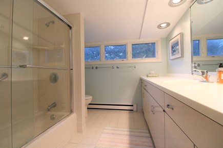 170 Pochet Rd, Orleans Cape Cod vacation rental - Bathroom with tub