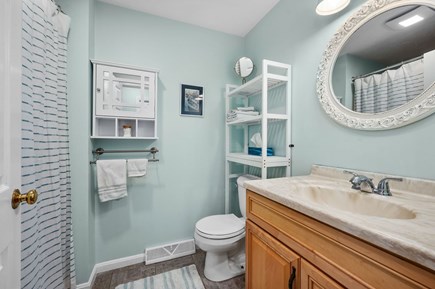 Harwich Cape Cod vacation rental - Hallway bathroom with tub/shower combo