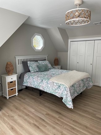 Chatham Cape Cod vacation rental - 2nd Floor Bedroom-Queen