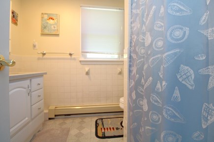 Harwich Cape Cod vacation rental - Full Bath With Tub