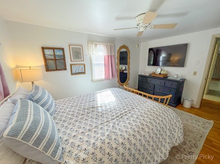 Brewster Cape Cod vacation rental - Queen master bedroom