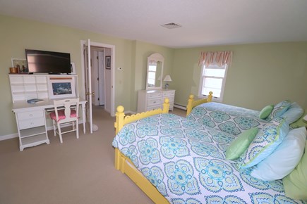 East Dennis Cape Cod vacation rental - Level 2 bedroom (#3)