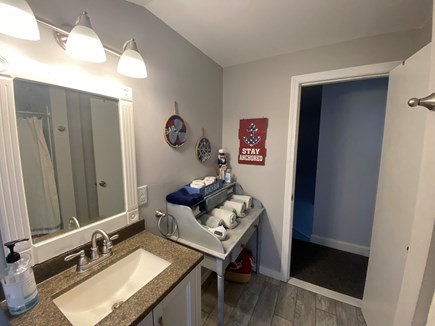 Hyannis Cape Cod vacation rental - Bathroom