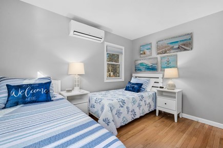 Mashpee Cape Cod vacation rental - Twin bedroom on first floor