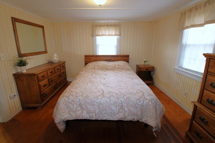 Dennis Cape Cod vacation rental - Queen room