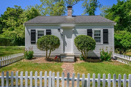 Orleans Cape Cod vacation rental - Charming front view of the house