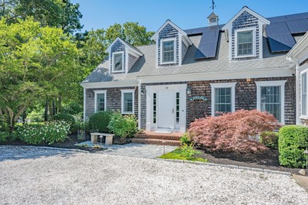 Harwich Port Cape Cod vacation rental - Formal entry to the home