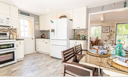 Hyannis Craigville Beach Area Cape Cod vacation rental - Full Kitchen