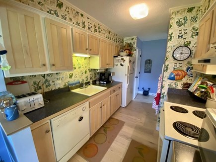 Brewster, Sea Pines Cape Cod vacation rental - Kitchen