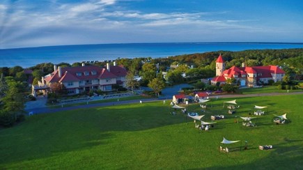 Brewster, Ocean Edge Golf Course Cape Cod vacation rental - Close to Ocean Edge-can purchase a resort pass for amenity access