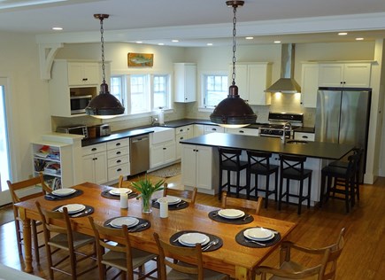 Falmouth, Menauhant Cape Cod vacation rental - Well-appointed kitchen, all new appliances, breakfast bar