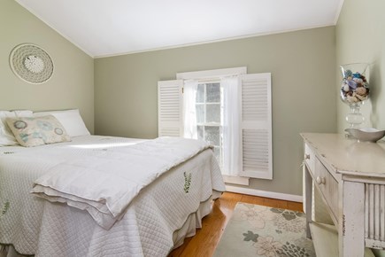 Barnstable Cape Cod vacation rental - Main level double bed with bath