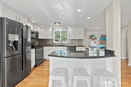 Osterville Cape Cod vacation rental - Modern updated kitchen
