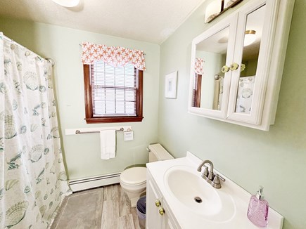 Barnstable, Hyannis Cape Cod vacation rental - 2nd full bathroom upstairs over looking the pond