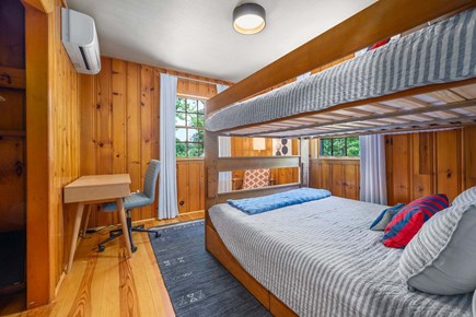 Dennis Port Cape Cod vacation rental - Bedroom 2 - Bunk bed with Queen