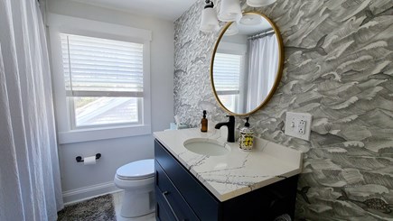 Wellfleet Cape Cod vacation rental - Second floor bathroom with tub/shower