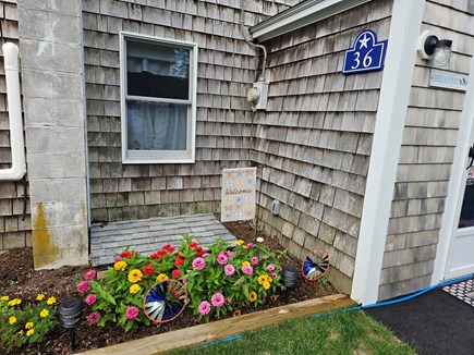 Yarmouth Cape Cod vacation rental - Garden Bed