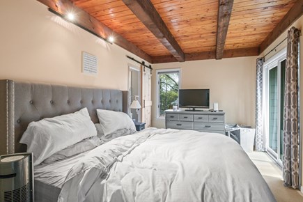 Mashpee Cape Cod vacation rental - Bed