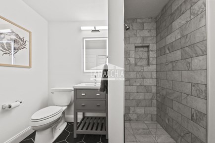 Barnstable, Cotuit Cape Cod vacation rental - Bathroom 2, First Floor