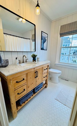 Sandwich  Cape Cod vacation rental - Full bathroom on first floor with tub/shower combo