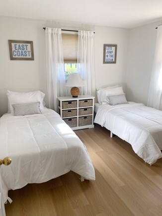 Falmouth Cape Cod vacation rental - Twin beds