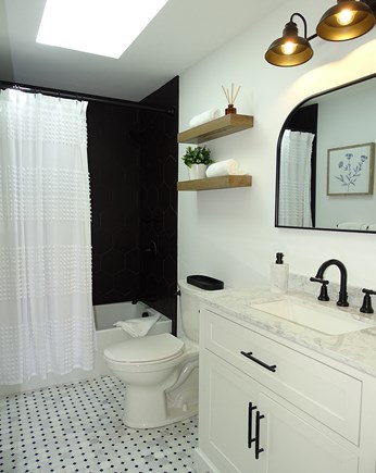 Dennis Port Cape Cod vacation rental - Brand new bathroom with skylight