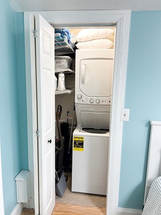 Dennis Port Cape Cod vacation rental - Washer/Dryer