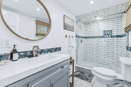 Osterville/ Centerville Line Cape Cod vacation rental - Bathroom 1of 3