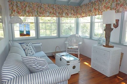 Chatham Cape Cod vacation rental - Sleeper sofa room