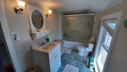 Pocasset Cape Cod vacation rental - Upstairs full bath