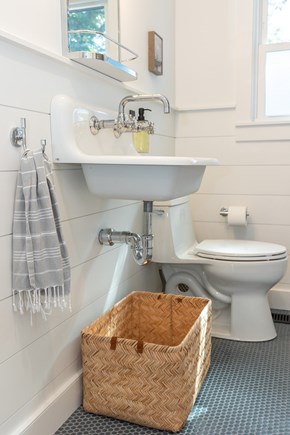 West Yarmouth, Lewis Bay Cape Cod vacation rental - Fully renovated. Shower/tub, high end fixtures.