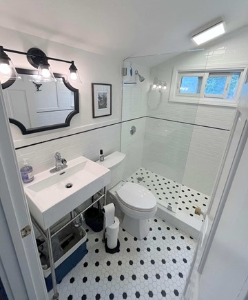 Yarmouth, Bass River Cape Cod vacation rental - Level 1 Full Bath