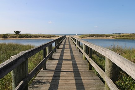 Yarmouth Cape Cod vacation rental - Walkway to town beach down the street
