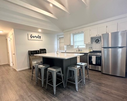 Wareham MA vacation rental - Kitchen Island