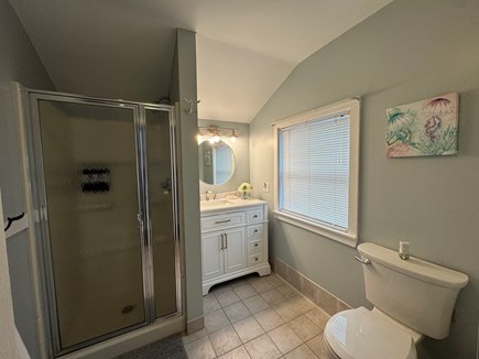 Wareham MA vacation rental - 2nd Floor Bathroom