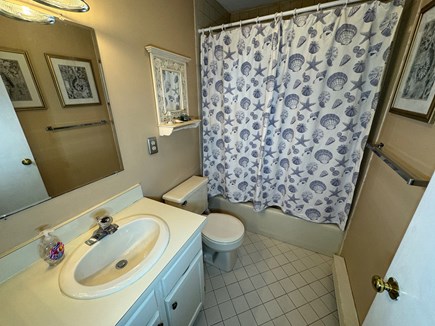 Brewster, Ocean Edge Cape Cod vacation rental - Primary Bathroom