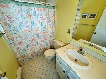Brewster, Ocean Edge Cape Cod vacation rental - Secondary Bathroom