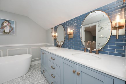 Centerville Cape Cod vacation rental - Full bathroom with bathtub and shower